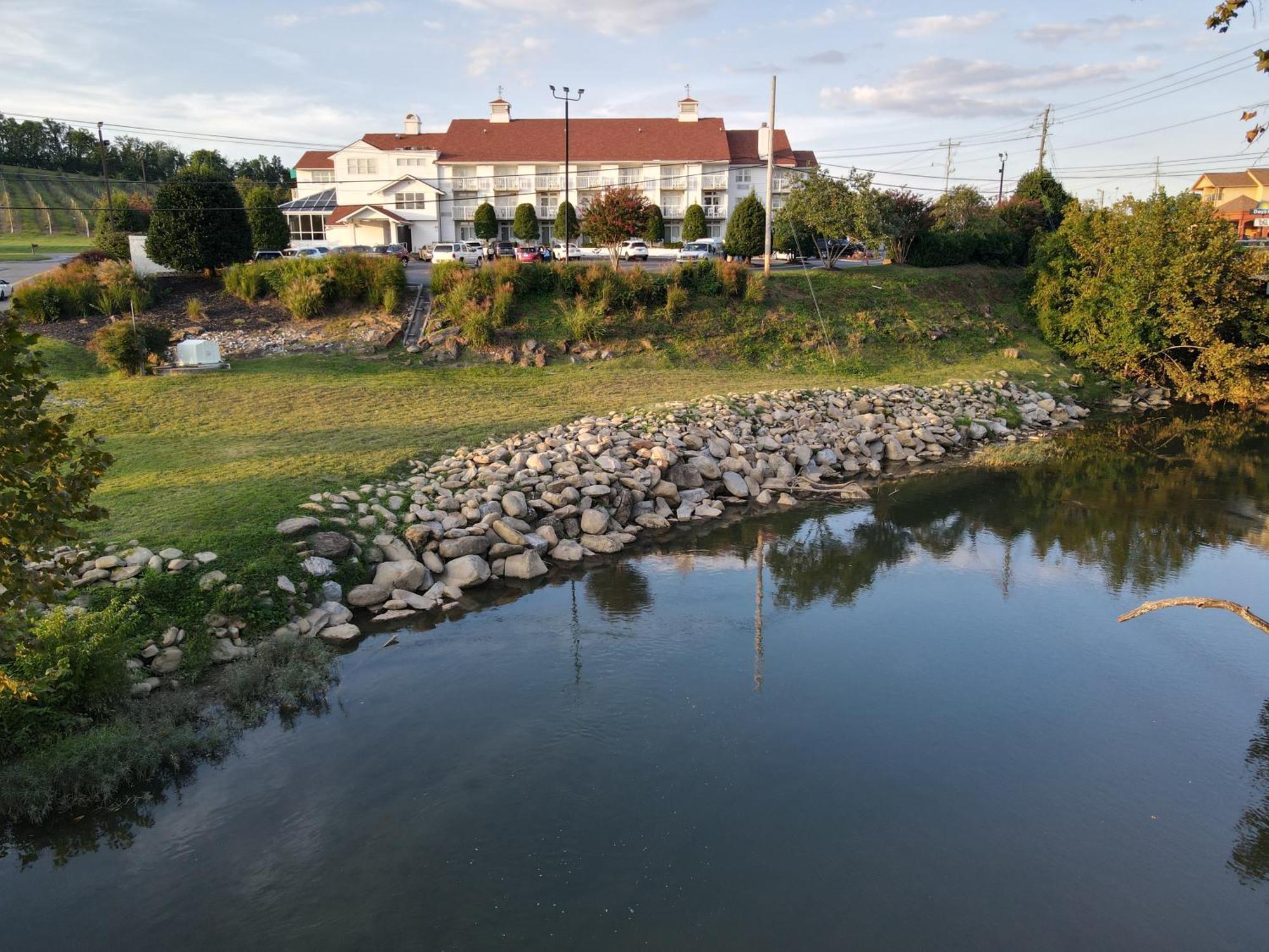 The At Apple Valley, Ascend Collection Sevierville